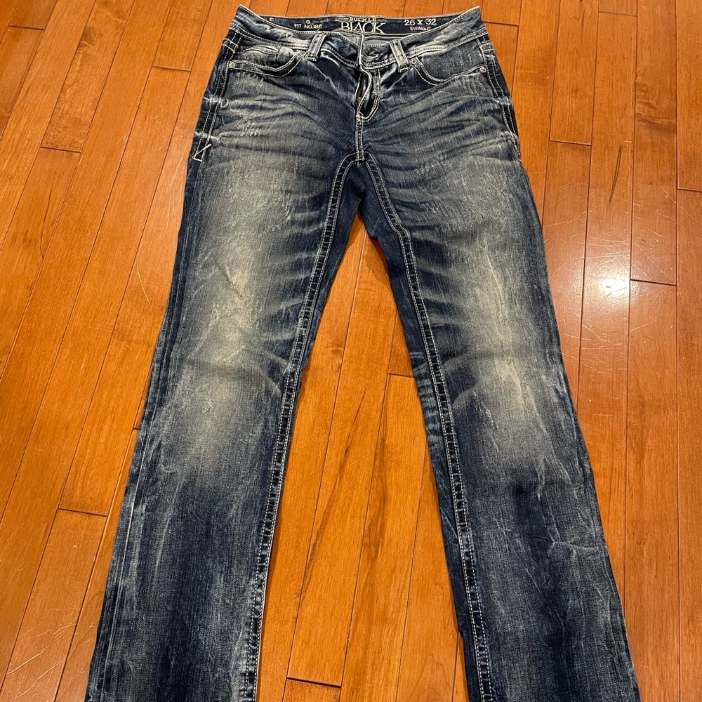 NWOT Buckle Black Straight for jeans